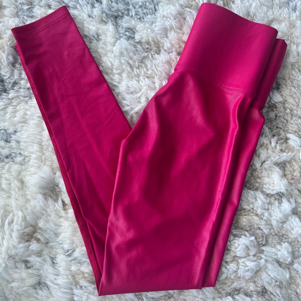 Carbon 38 hot pink gloss leggings size X-Small